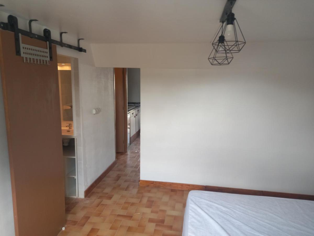 Mon Petit Studio Apartment Montmorillon Ngoại thất bức ảnh